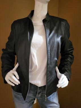 Danier Black Leather Zipper Jacket